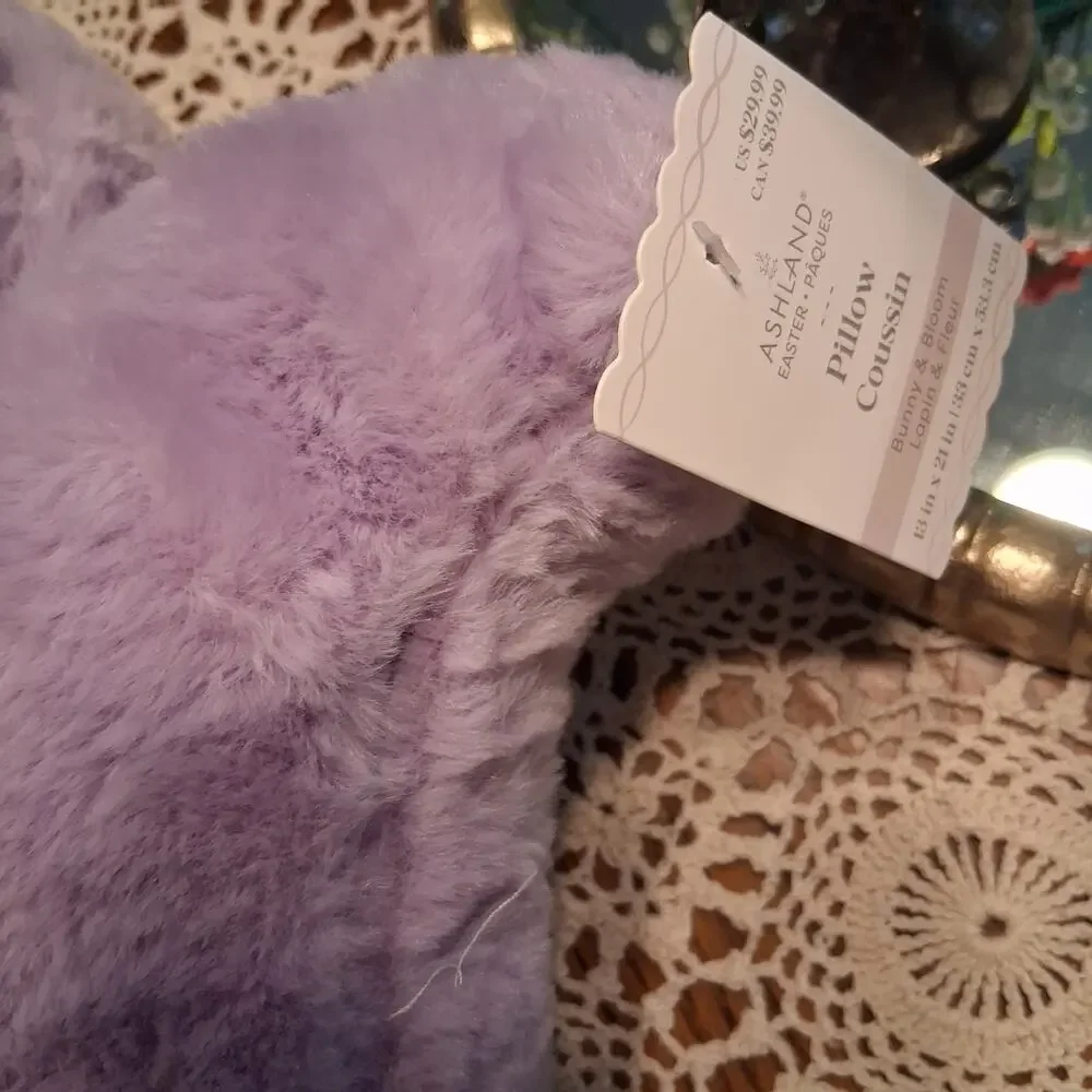 Ashland nwt pillow 13x21 tulip flower soft plush Spring Easter purple